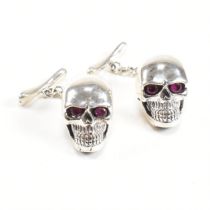 CONTEMPORARY PAIR OF 925 SILVER SKULL CUFFLINKS