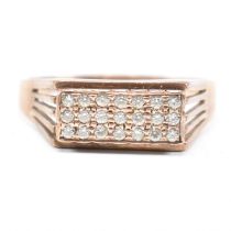 9CT GOLD HALLMARKED PAVE SET 21 STONE RING