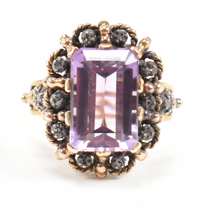 18CT GOLD AMETHYST & DIAMOND DRESS RING