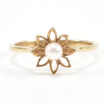 HALLMARKED 9CT GOLD & PEARL FLOWER RING