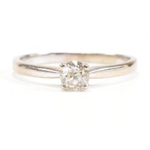 HALLMARKED 18CT GOLD & DIAMOND SOLITAIRE RING