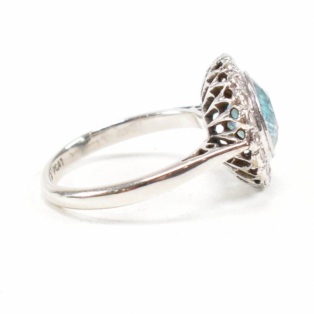 18CT WHITE GOLD & PLATINUM CLUSTER RING - Image 2 of 8