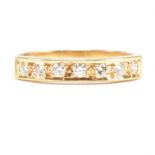 HALLMARKED 18CT GOLD & DIAMOND SEVEN STONE RING