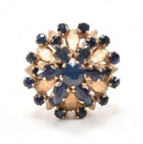 1970S 18CT GOLD & SAPPHIRE BOMBE RING