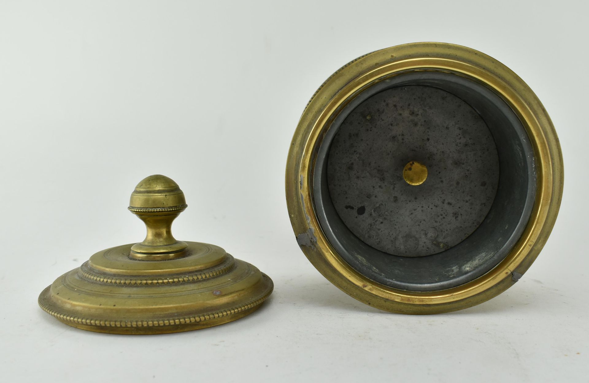 EARLY 20TH CENTURY PERSIAN BRASS TEA CADDY - Image 4 of 8