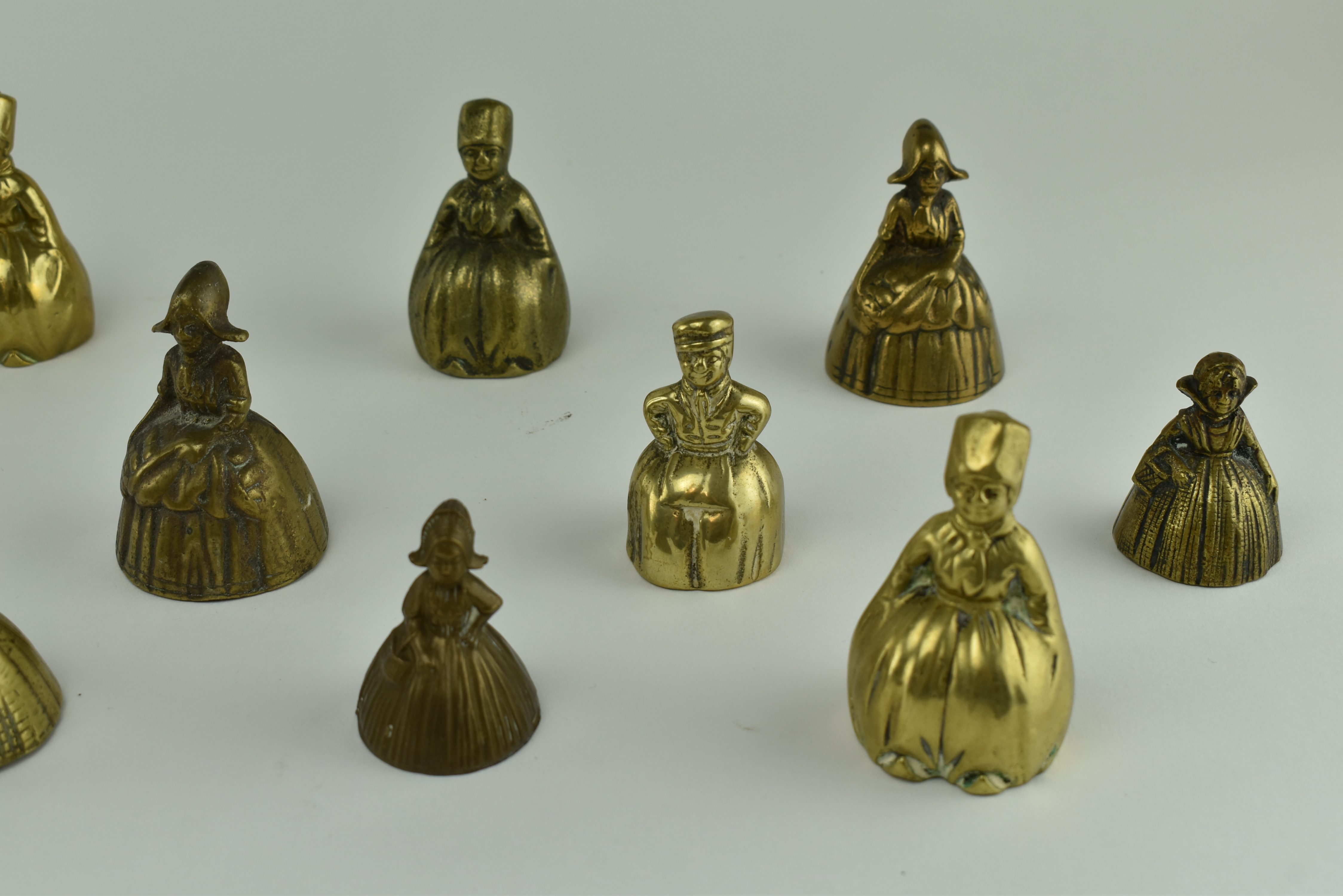 A COLLECTION OF 26 VICTORIAN DUCTH MINIATURE BELLS - Image 2 of 5