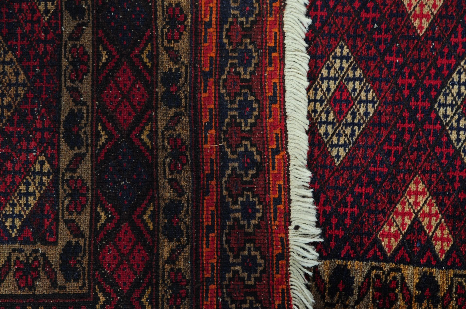 COLLECTION OF MID 20TH CENTURY PRAYER RUGS & RUNNER - Image 4 of 11