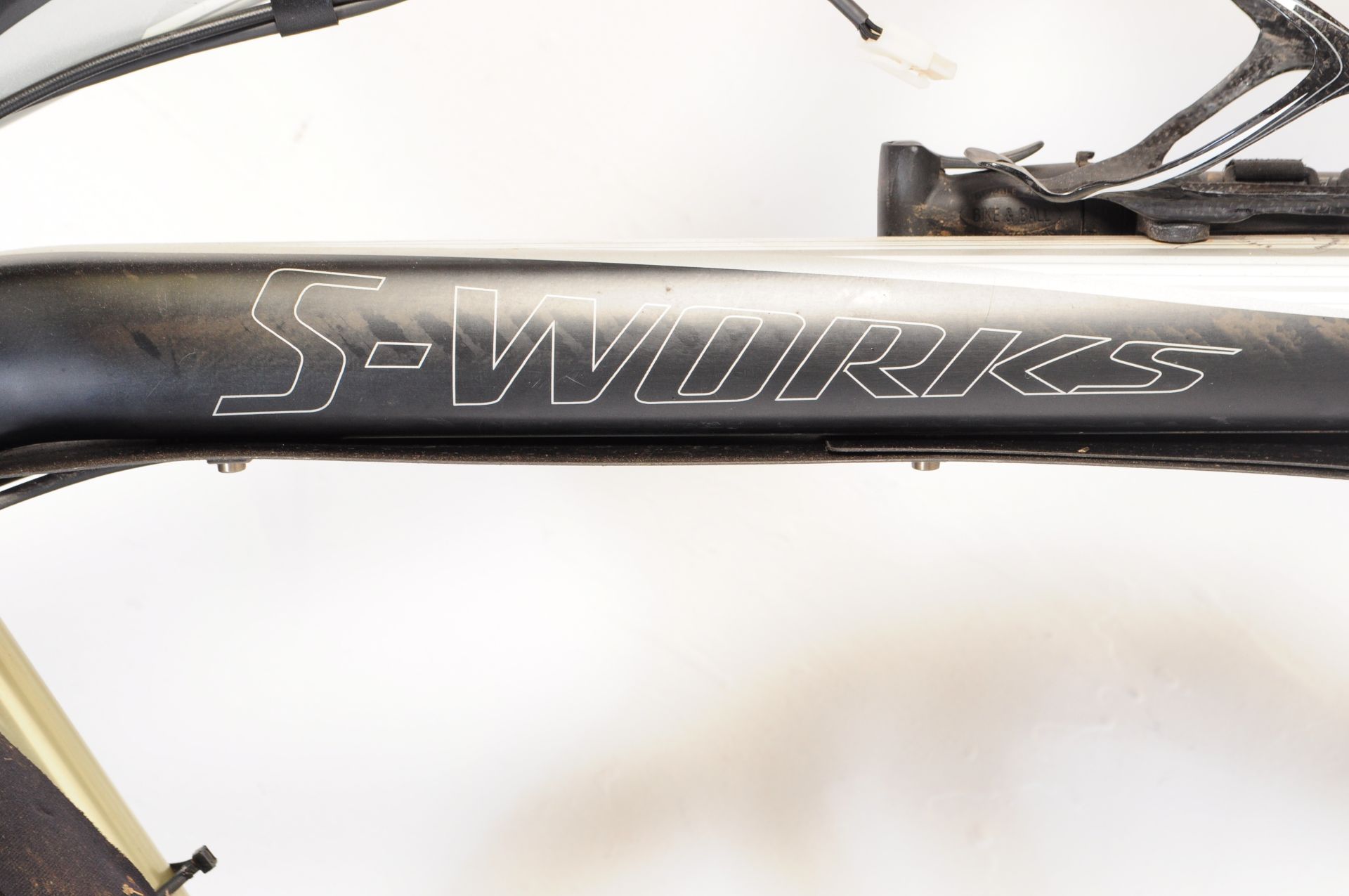 CONTEMPORARY CARBON FIBRE MOUNTAIN BIKE BY S-WORKS - Image 8 of 9