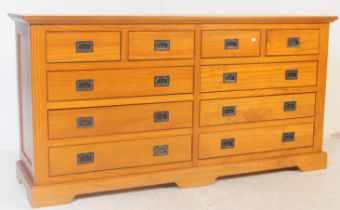 CONTEMPORARY OAK DOUBLE CHEST OF DRAWERS