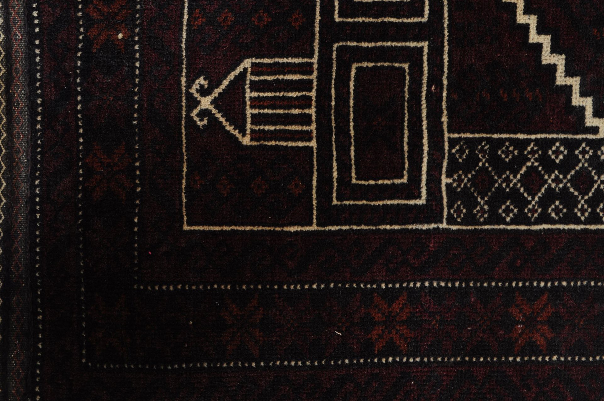 COLLECTION OF MID 20TH CENTURY PRAYER RUGS & RUNNER - Image 10 of 11