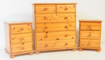 PAIR OF COUNTRY PINE BEDSIDE DRAWERS & CHESTS OF DRAWERS