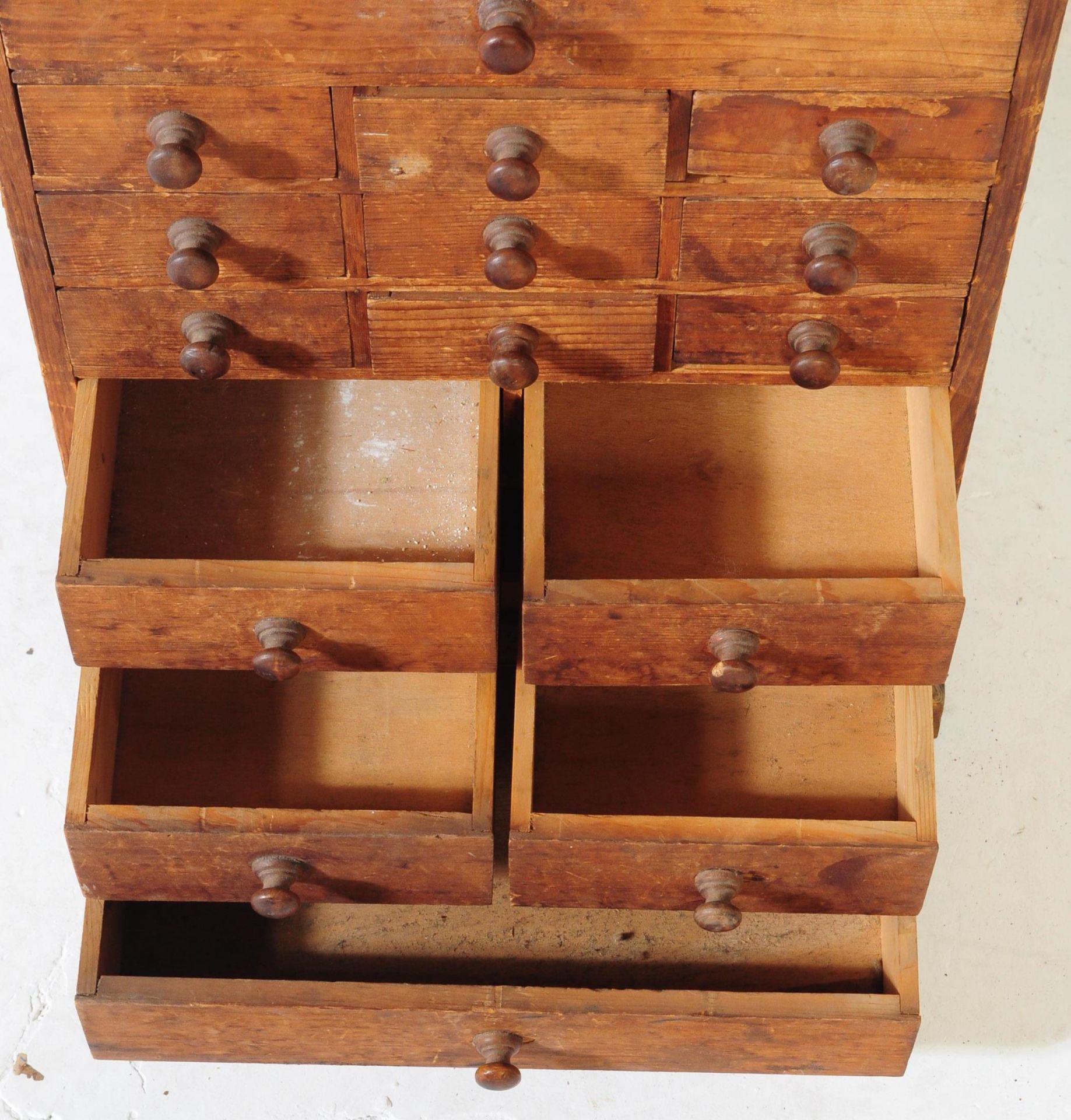 19TH CENTURY VICTORIAN PINE WATCHMAKERS CHEST - Image 4 of 6