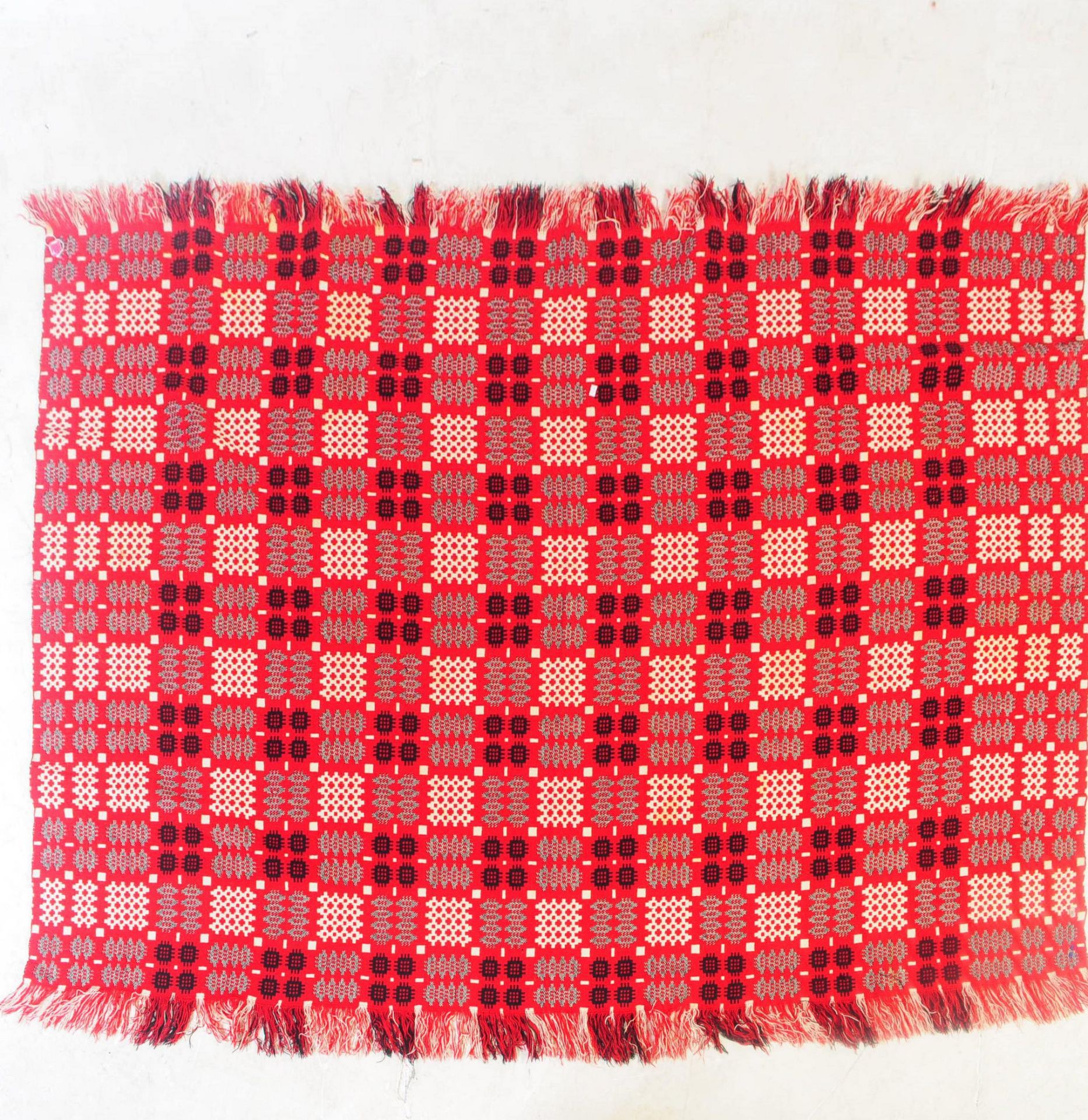 VINTAGE 20TH CENTURY WELSH BLANKET