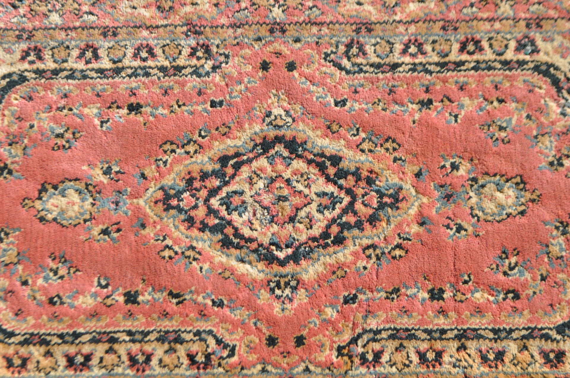 20TH CENTURY PERSIAN ISLAMIC RUNNER RUG - Image 2 of 4