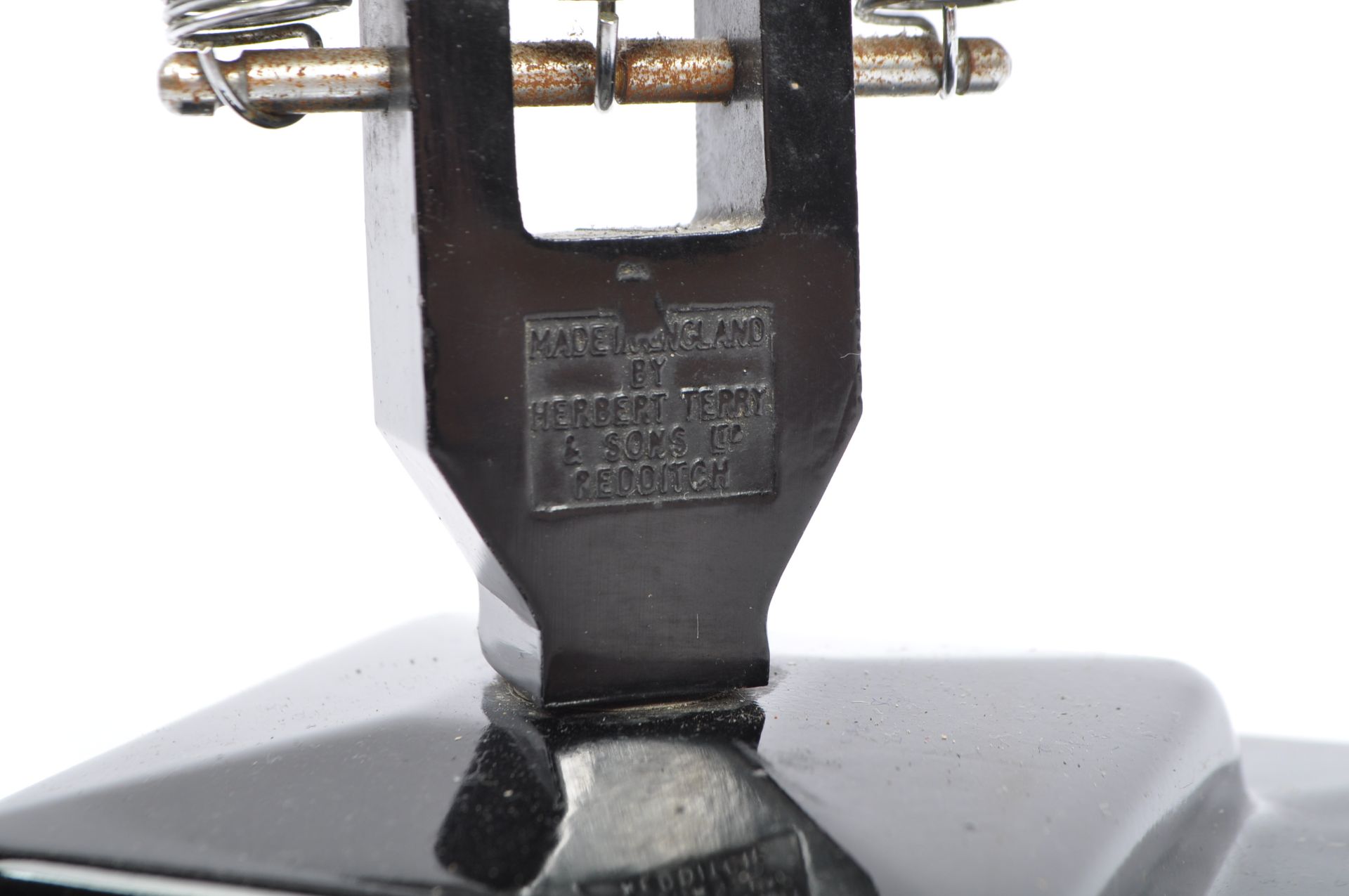 HERBERT TERRY MODEL 1227 VINTAGE ANGLEPOISE DESK LAMP - Image 4 of 4