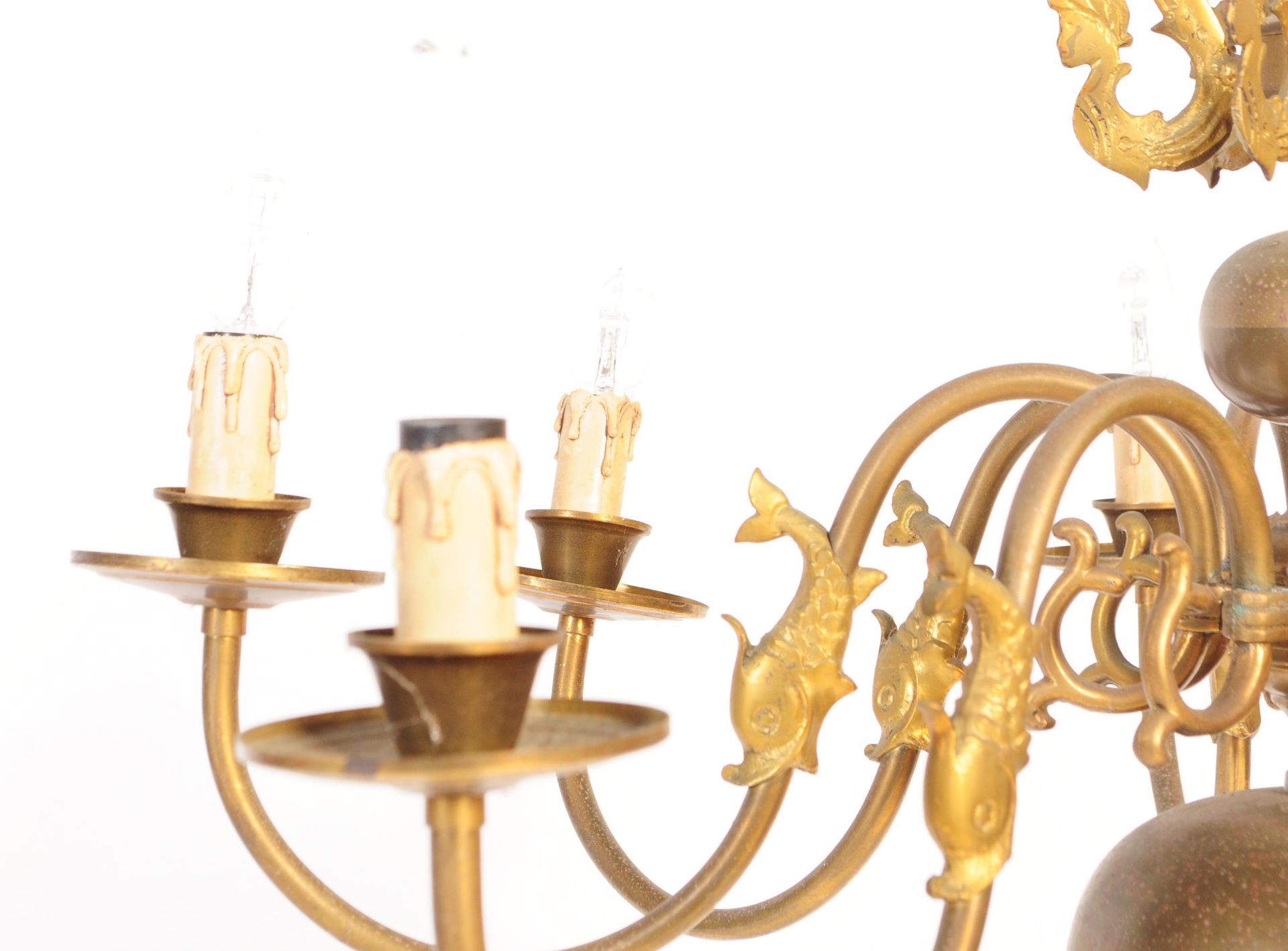 20TH CENTURY DUTCH BRASS EIGHT ARM CHANDELIER - Image 2 of 7