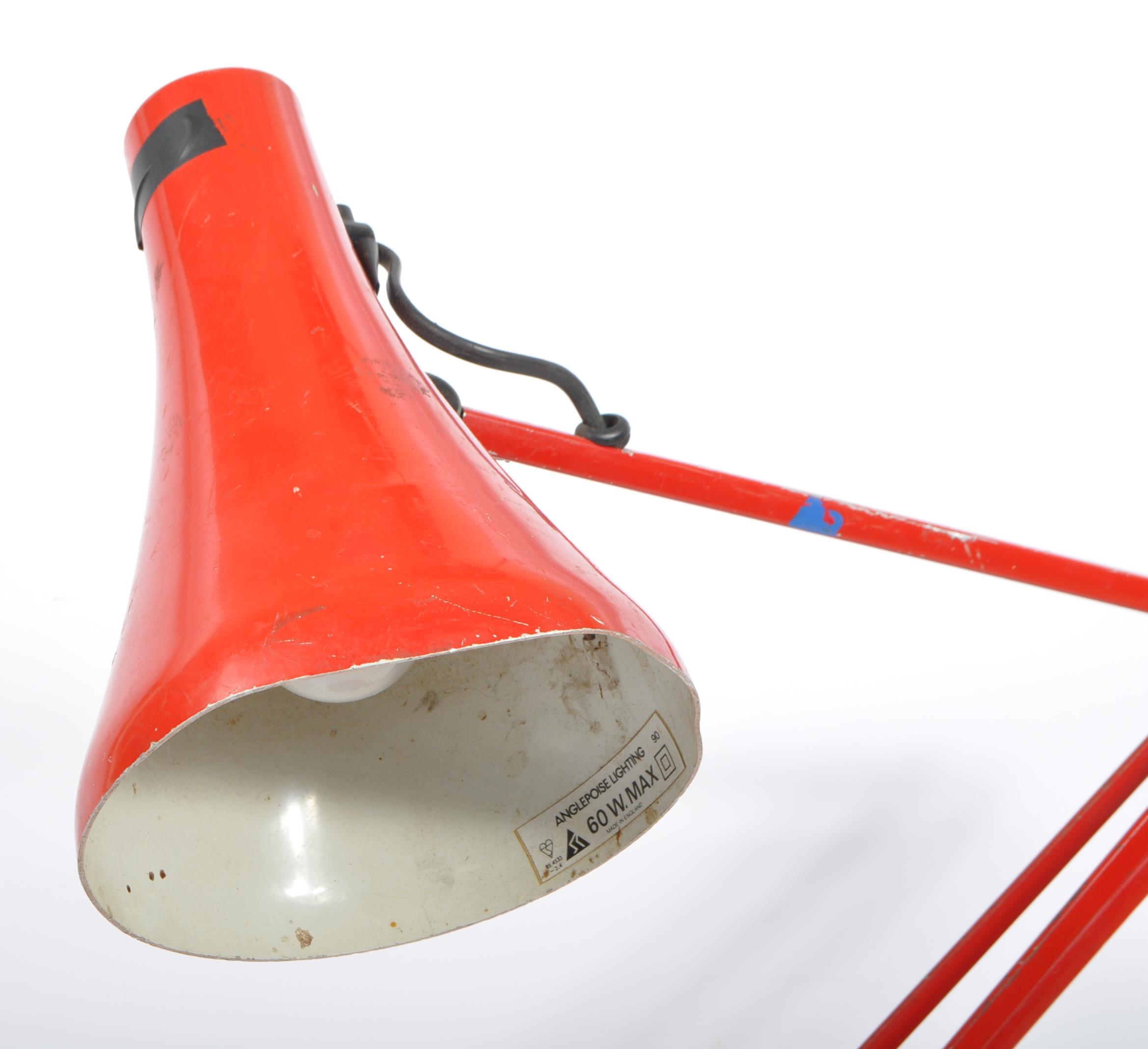 MID 20TH CENTURY ANGLEPOISE DESK TOP LAMP - Image 2 of 4