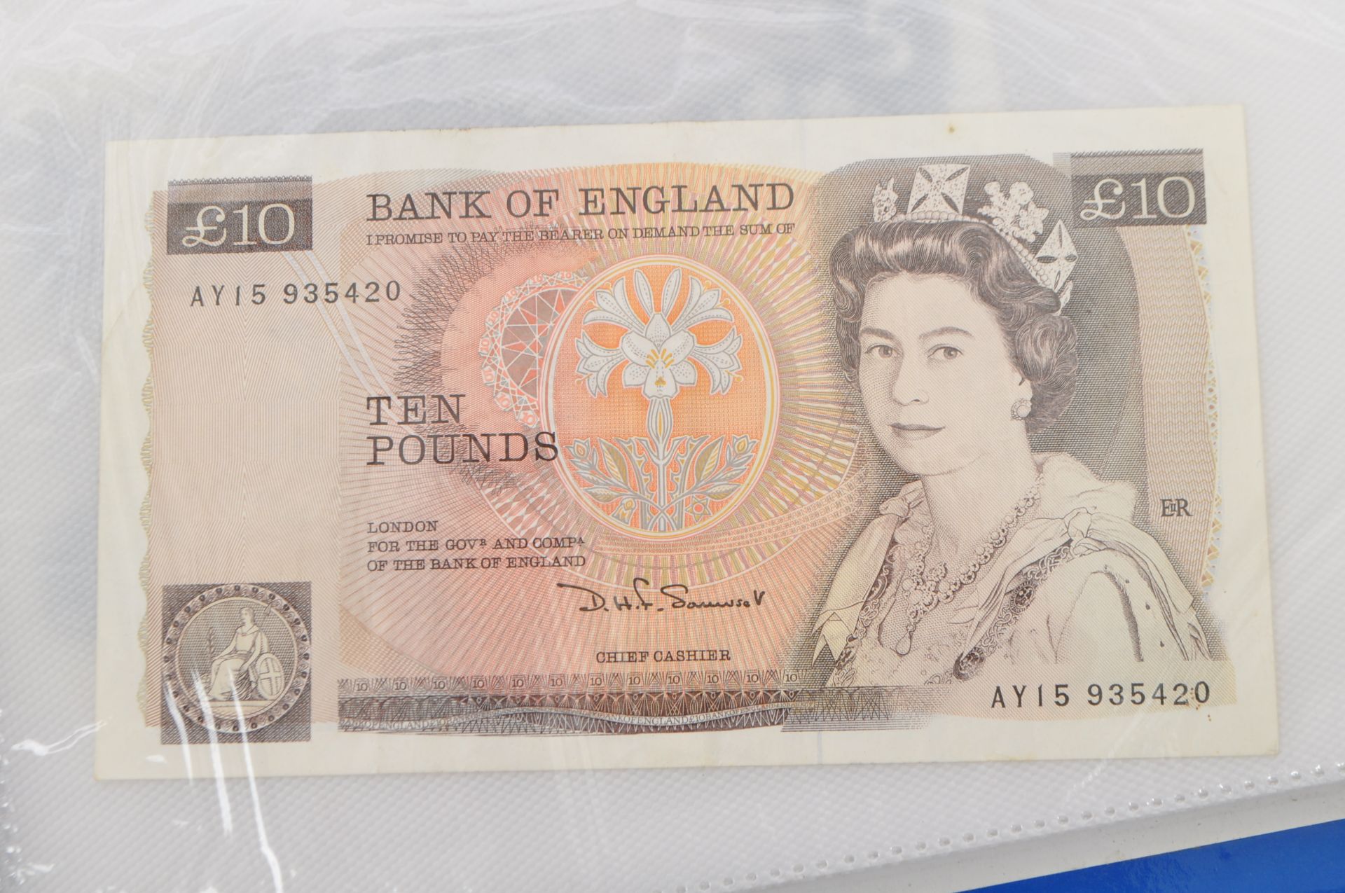 A COLLECTION OF UK UNCIRCULATED AND CIRCULATED BANKNOTES - Image 3 of 6