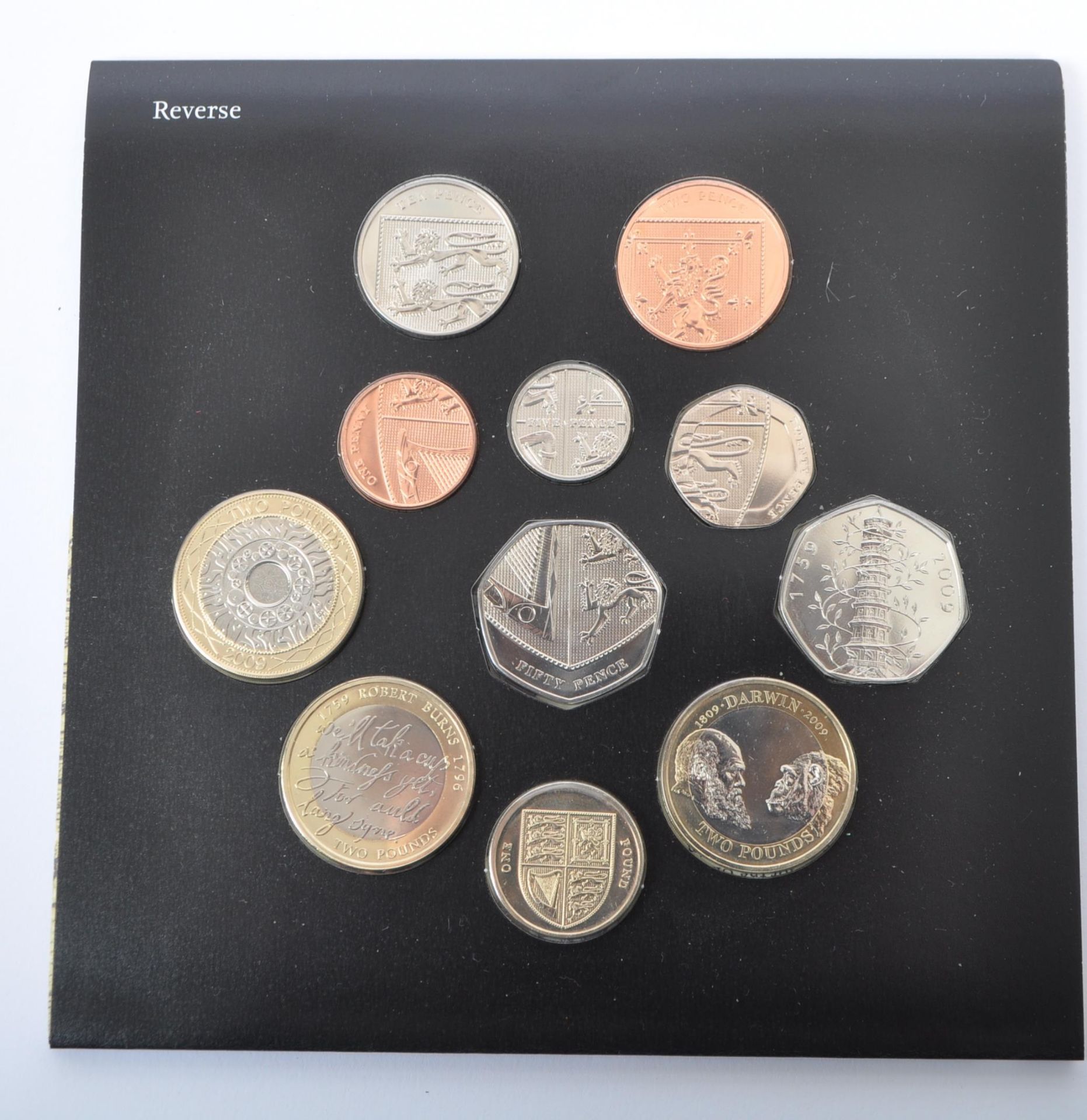 2009 ROYAL MINT UK BRILLIANT COIN SET - KEW GARDEN 50P - Image 3 of 5
