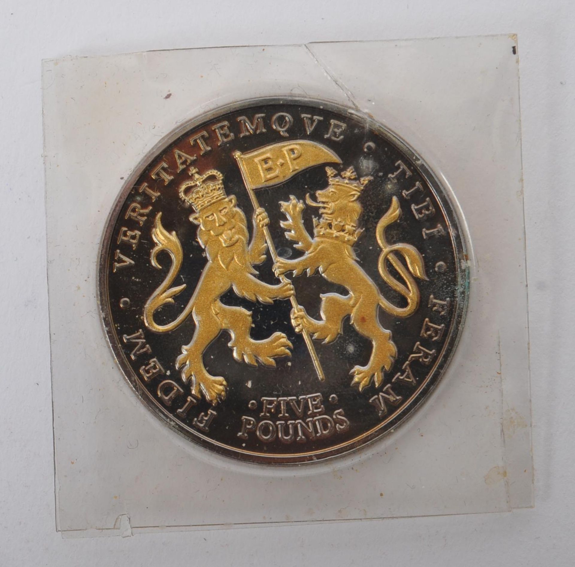 COLLECTION OF ROYAL FAMILY COMMEMORATIVE COINS - Image 5 of 5