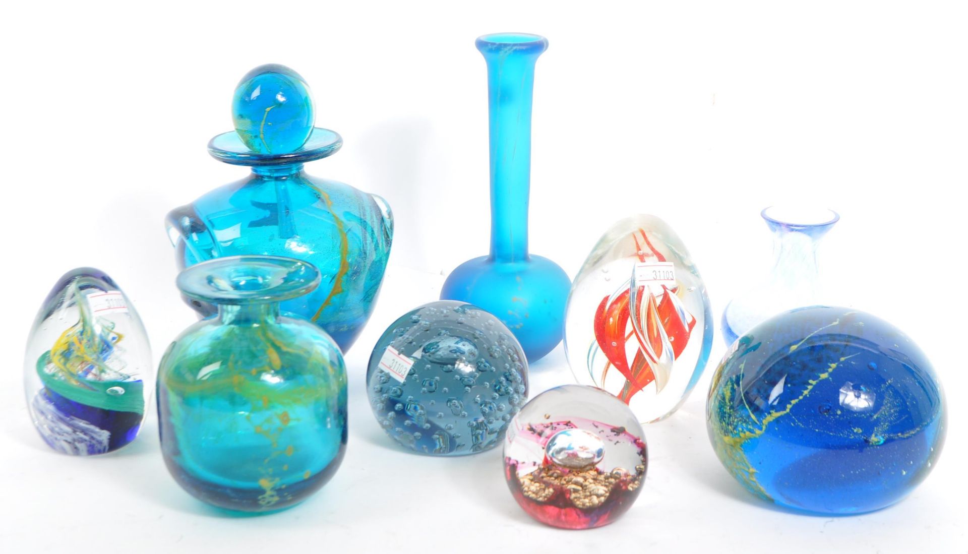 LARGE COLLECTION OF STUDIO ART GLASS & PAPERWEIGHTS