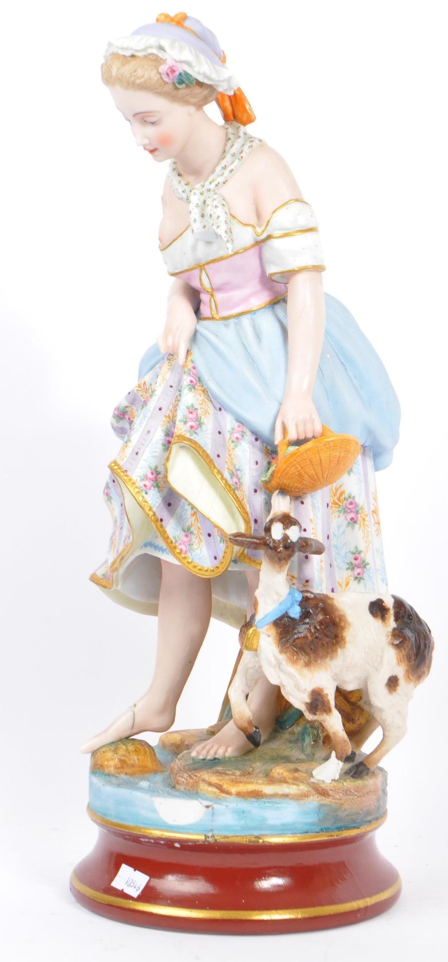PORCELAIN FIGURINE OF LADY WITH GOAT IN THE STYLE OF CAPODIMONTE - Bild 2 aus 5