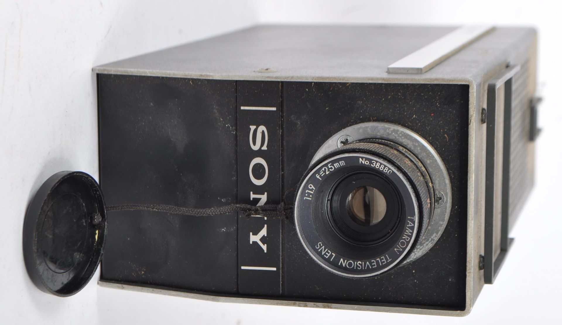 1966 VIDEO CAMERA WITH TAMRON TELEVISION LENS BY SONY CORP - Image 3 of 5