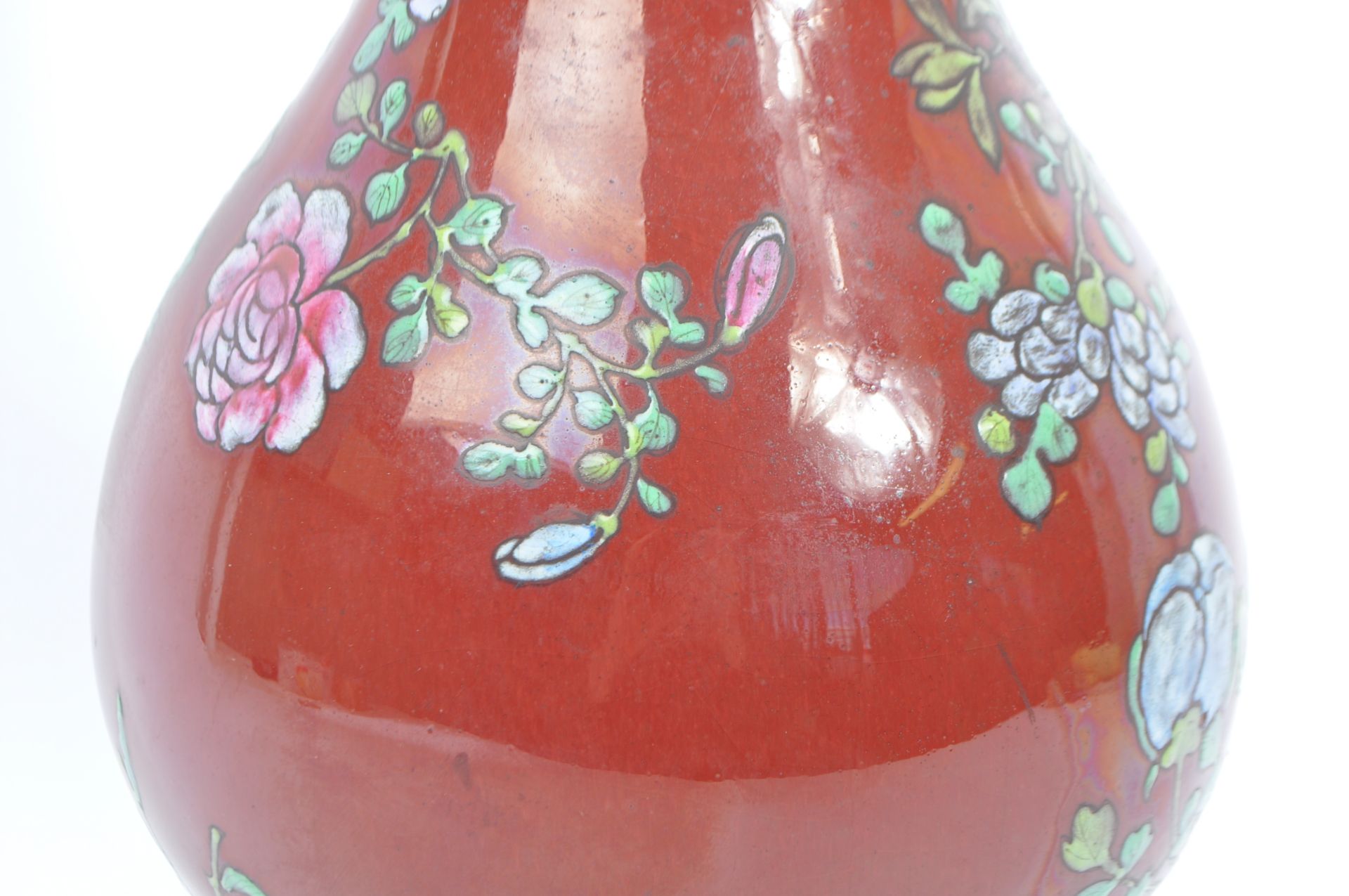 19TH CENTURY CHINESE QING DYNASTY RED PORCELAIN VASE - Bild 3 aus 5