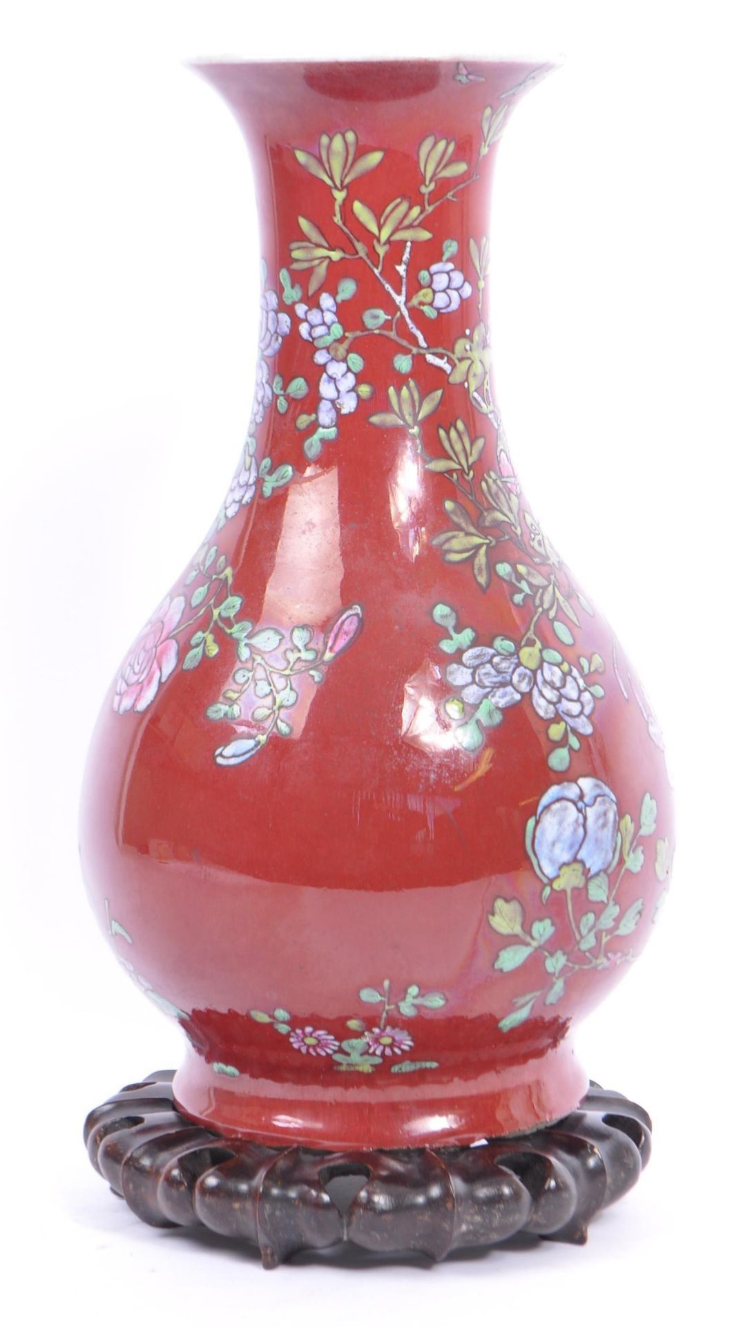 19TH CENTURY CHINESE QING DYNASTY RED PORCELAIN VASE