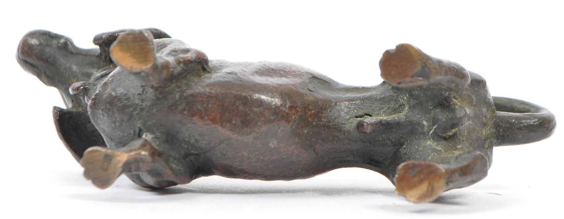 VINTAGE 20TH CENTURY BRONZE DACHSHUND STATUE / SCULPTURE - Image 5 of 6