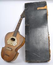EARLY 20TH CENTURY LYRE SHAPED VIENNESE MANDOLIN INSTRUMENT