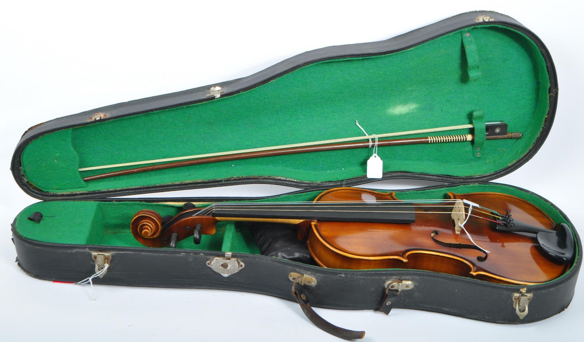 VIOLA COMPLETE WITH BOW AND FITTED CASE