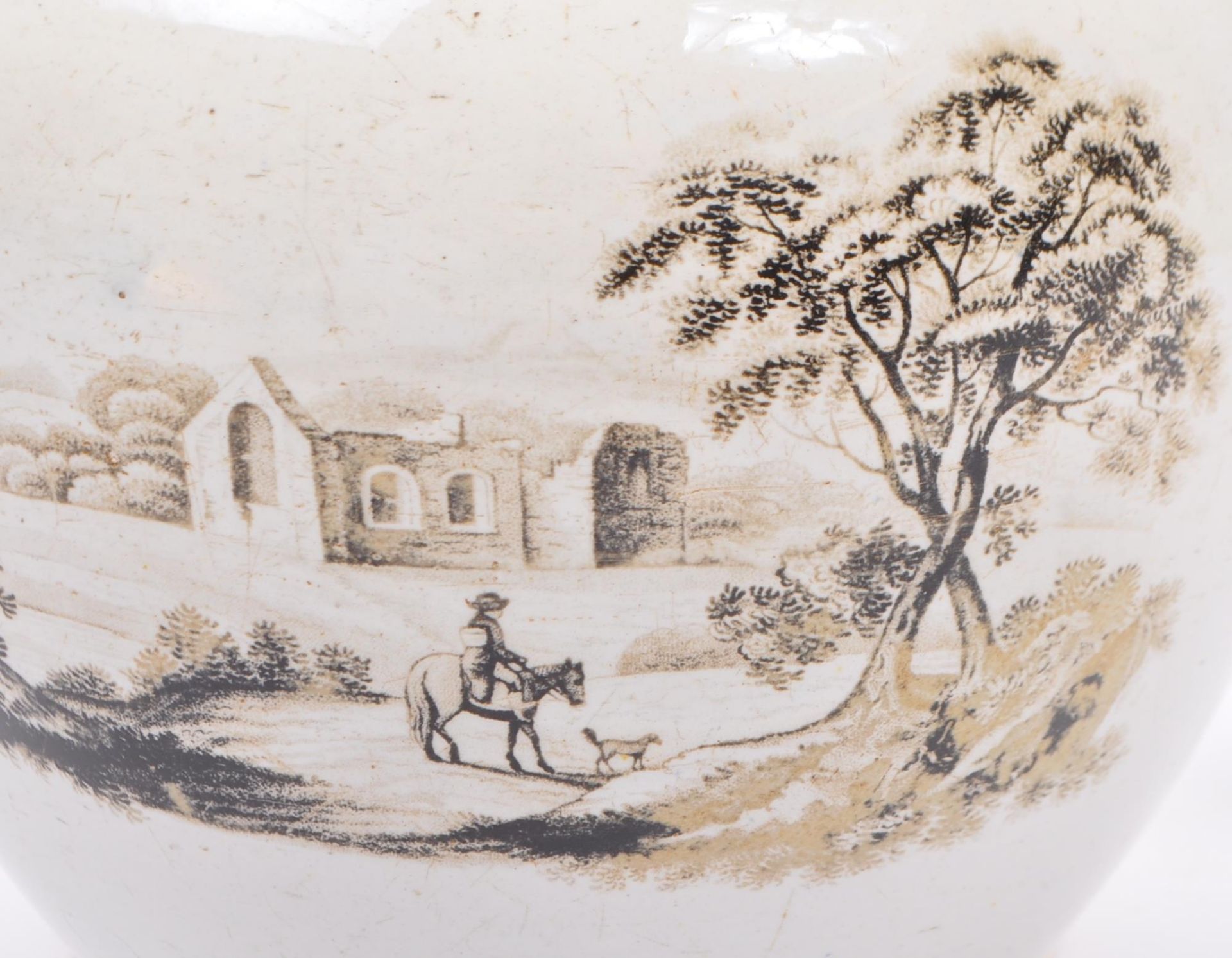 18TH CENTURY PEARLWARE CREAMER JUG WITH TRANSFER PRINT - Image 4 of 5