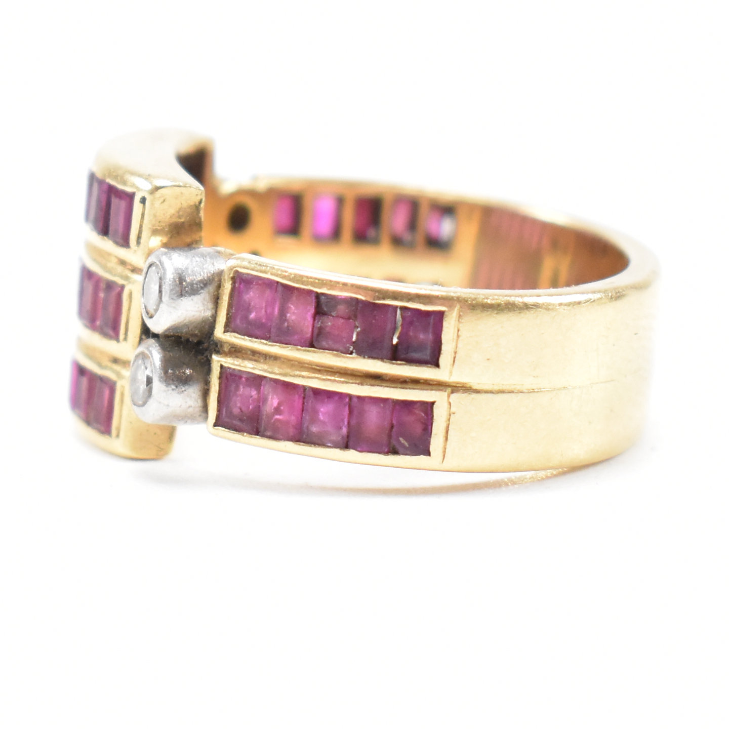 ART DECO GOLD RUBY & DIAMOND CLUSTER RING - Image 4 of 7