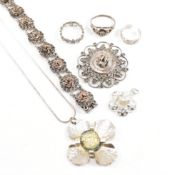 COLLECTION OF SILVER & WHITE METAL FLORAL JEWELLERY