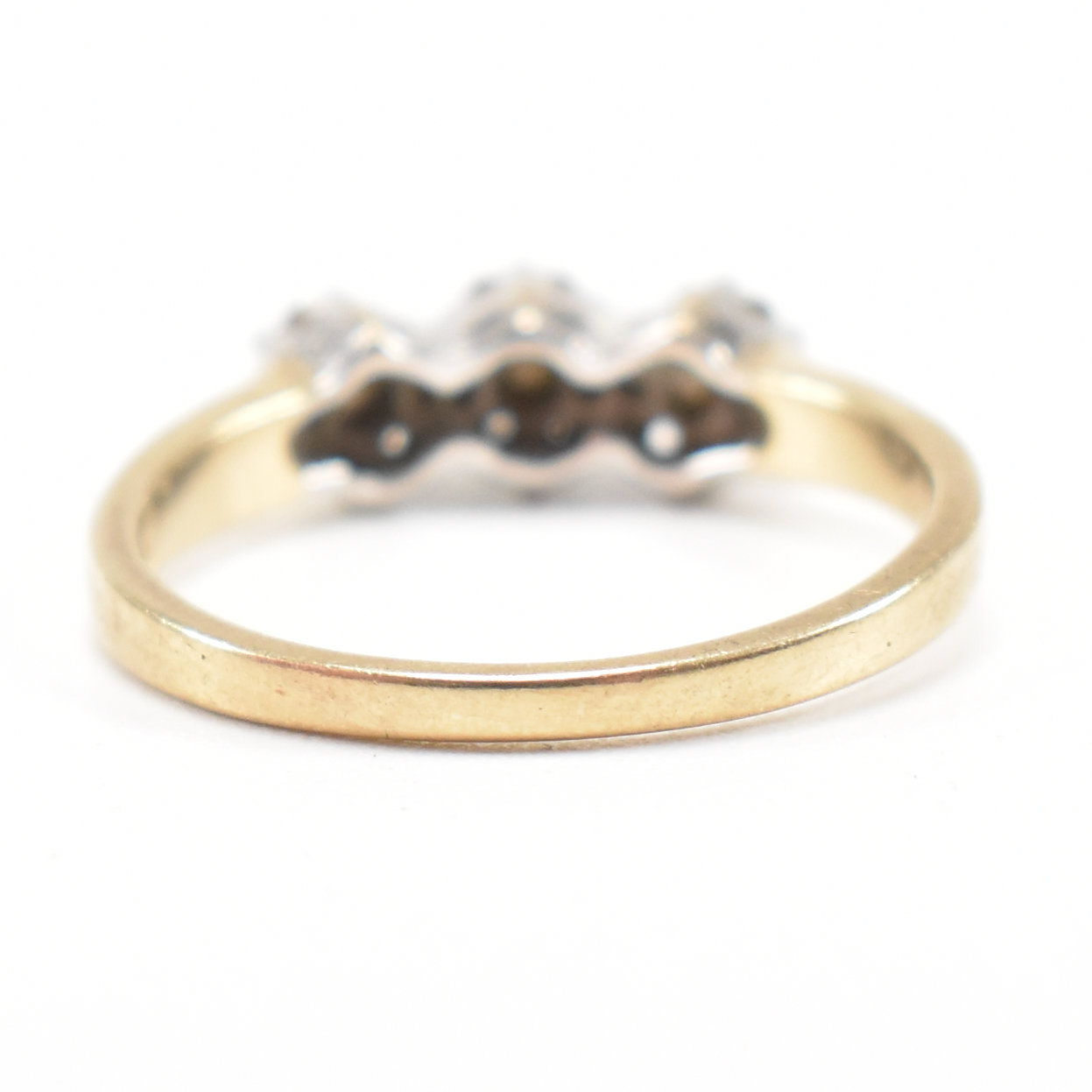 HALLMARKED 9CT GOLD & DIAMOND CLUSTER RING - Image 6 of 8