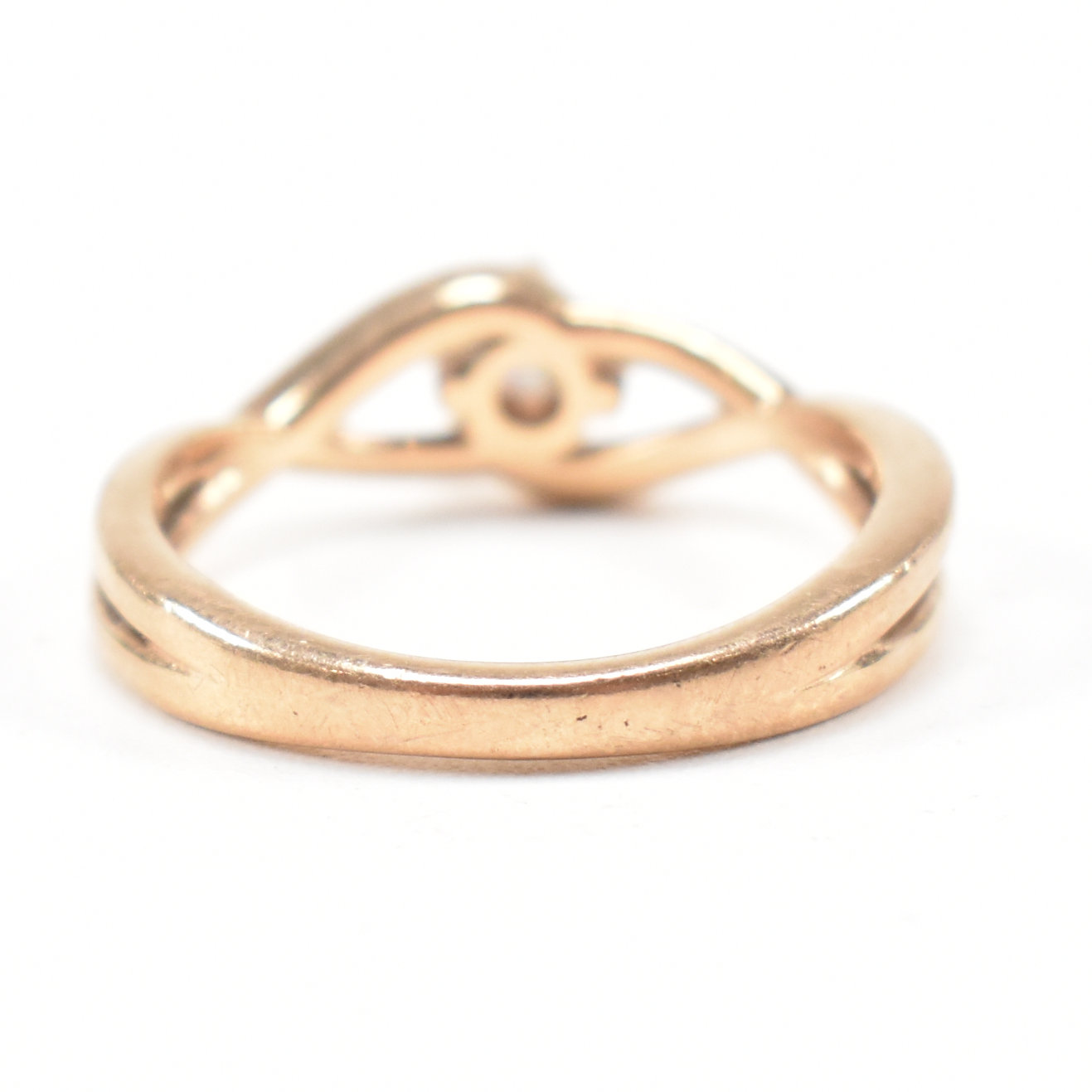 HALLMARKED 9CT ROSE GOLD & WHITE STONE SOLITAIRE CROSSOVER RING - Image 6 of 9