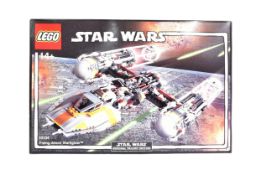 LEGO - STAR WARS - 10134 - Y-WING ATTACK STARFIGHTER