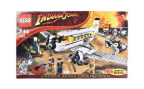 LEGO - INDIANA JONES - 7628 LIMITED EDITION PERIL IN PERU - SEALED