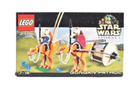 LEGO - STAR WARS - 7115 - GUNGAN PATROL