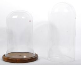 EARLY 20TH CENTURY CIRCULAR GLASS DISPLAY DOMES