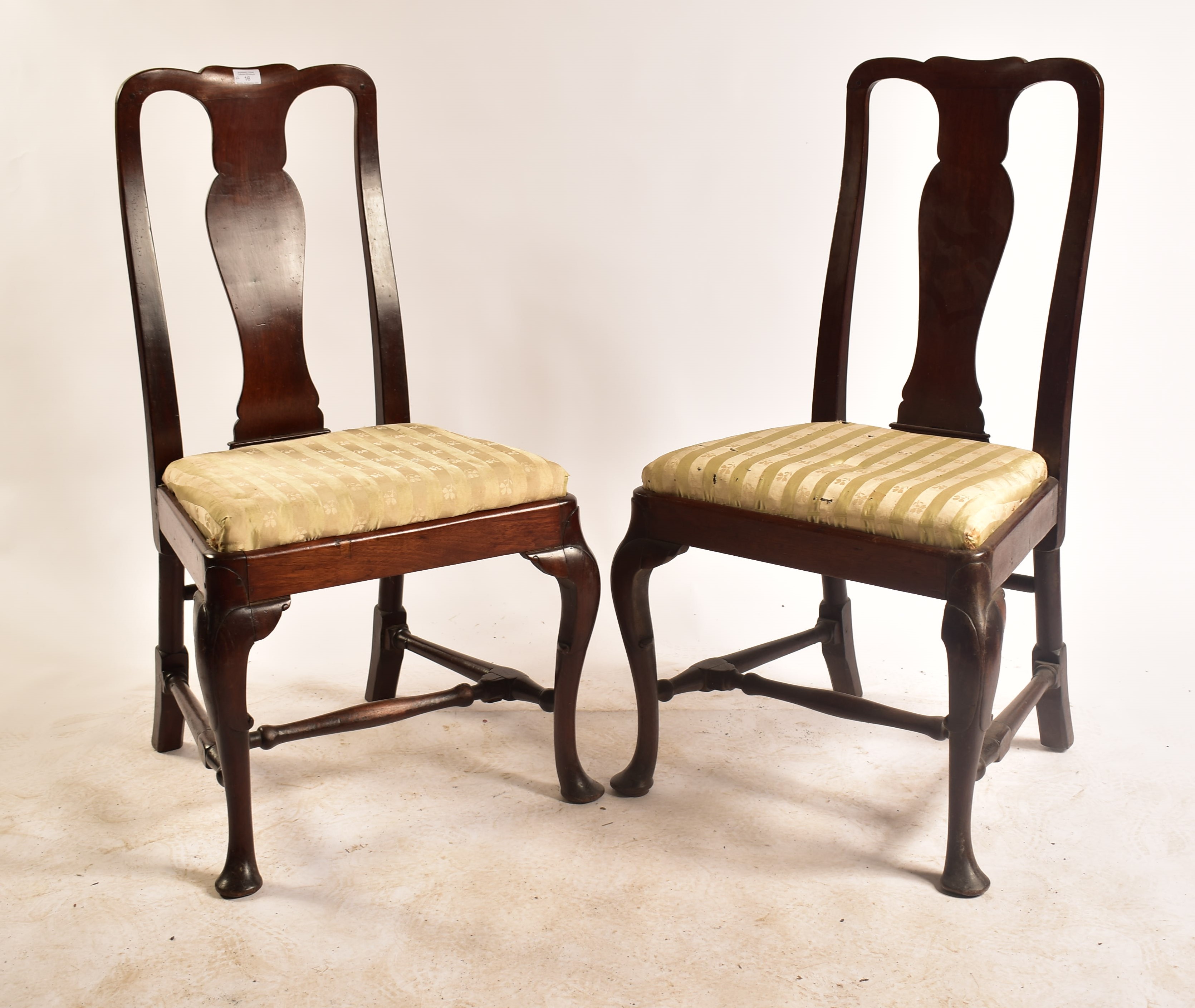 PAIR OF 19TH CENTURY VICTORIAN MAHOGANY DINING CHAIRS - Image 4 of 9