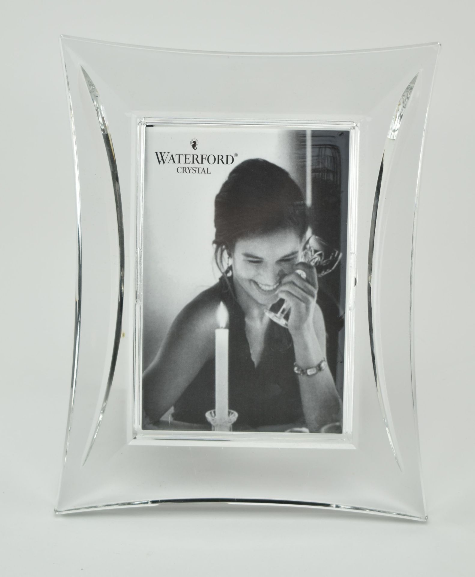 WATERFORD CRYSTAL - TWO VINTAGE GLASS PHOTOGRAPH FRAMES - Image 6 of 7