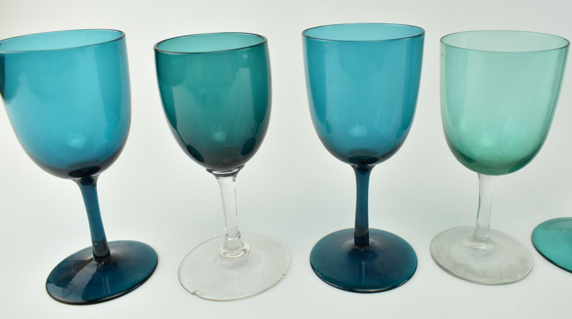 COLLECTION OF EARLY 20TH CENTURY TEAL DRINKING GLASSES - Image 2 of 11