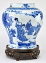 19TH CENTURY MING STYLE BALUSTER VASE WITH STAND