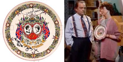 ONLY FOOLS & HORSES - DEL BOY'S CHARLES & DIANA PLATE - SIGNED