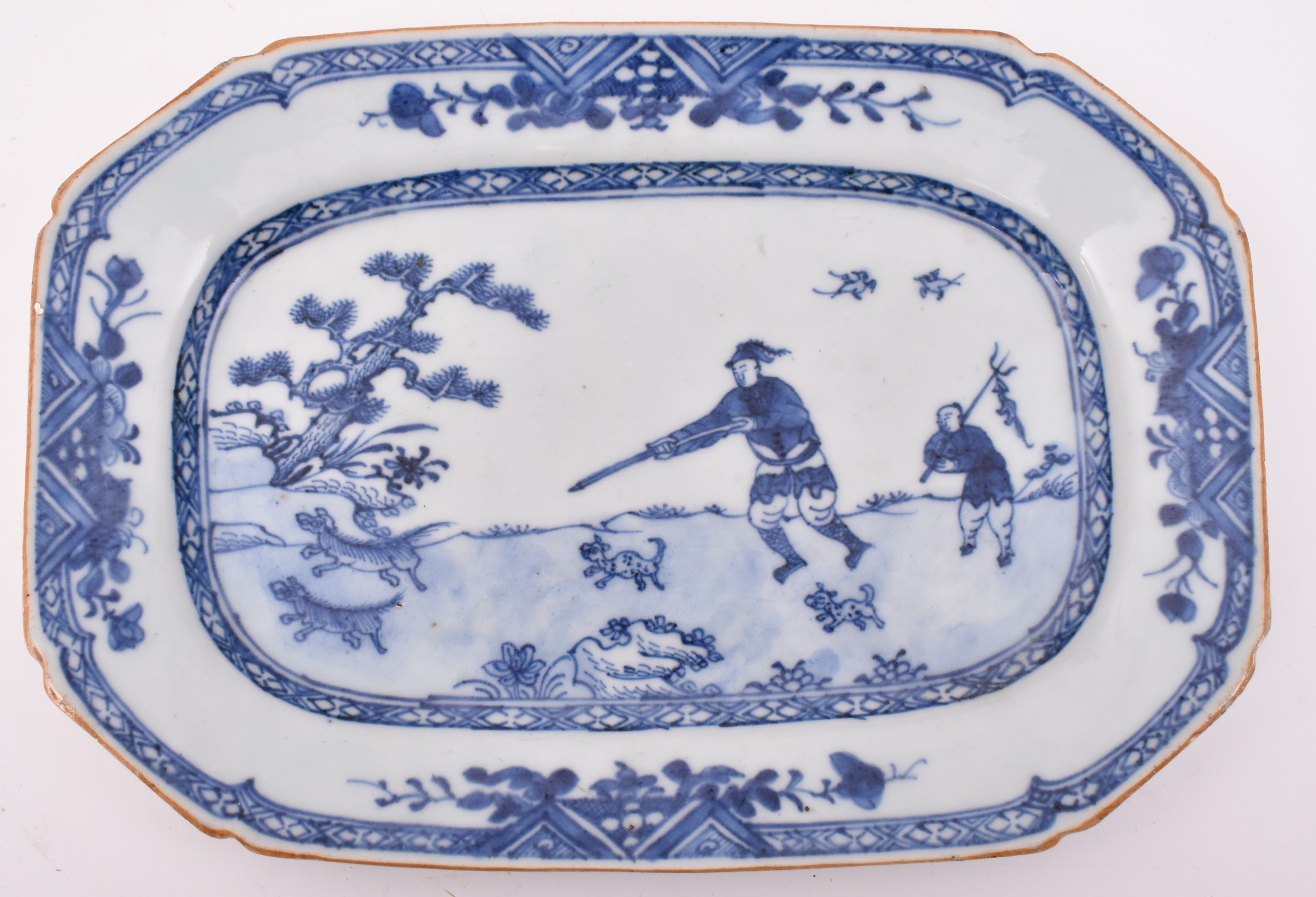 18TH CHINESE CENTURY EXPORT STYLE BLUE AND WHITE PLATE - Image 2 of 4