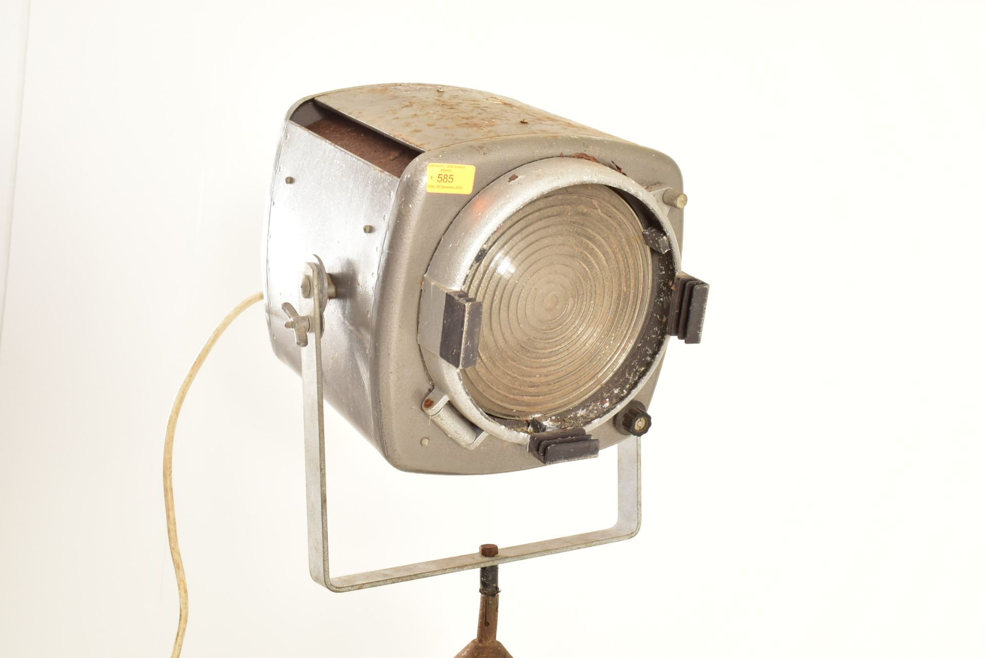 STRAND ELECTRIC - VINTAGE METAL STAGE THEATRE LIGHT ON STAND - Image 2 of 7
