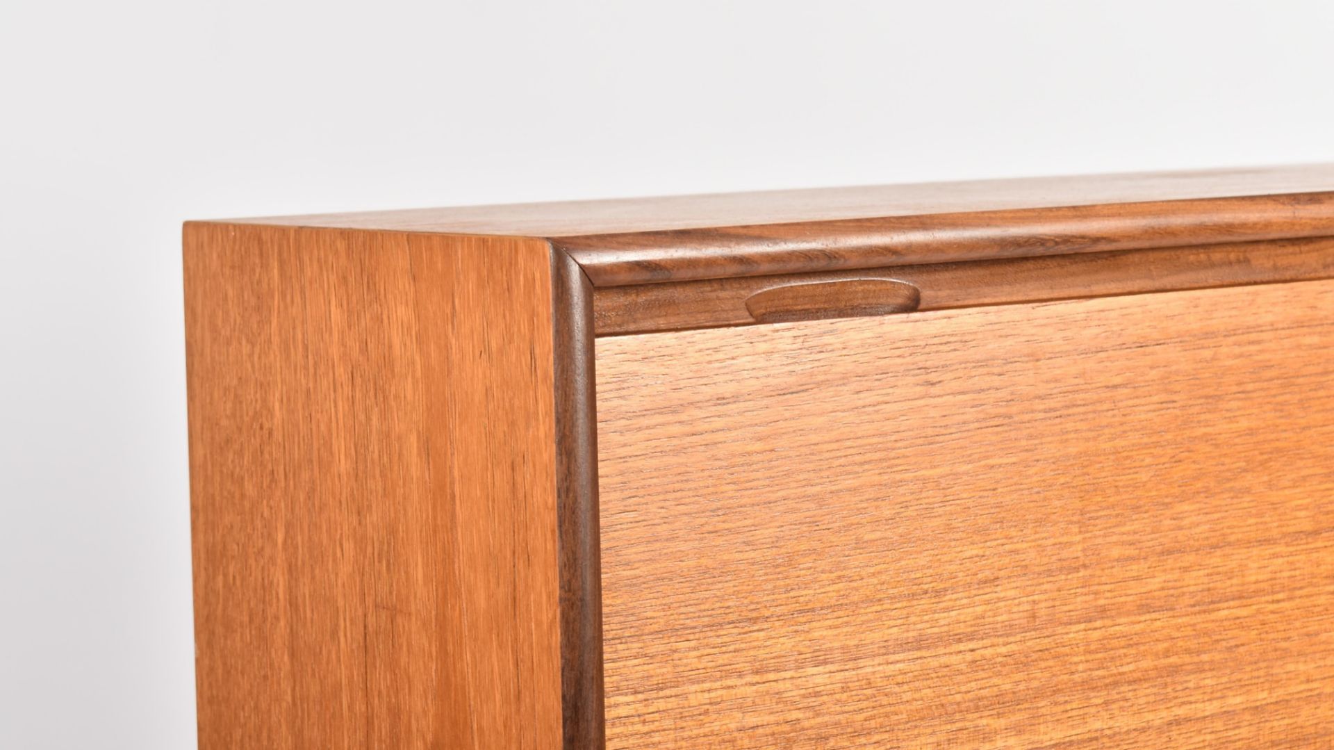 TURNIDGE OF LONDON - MID CENTURY TEAK COCKTAIL CABINET - Image 2 of 8