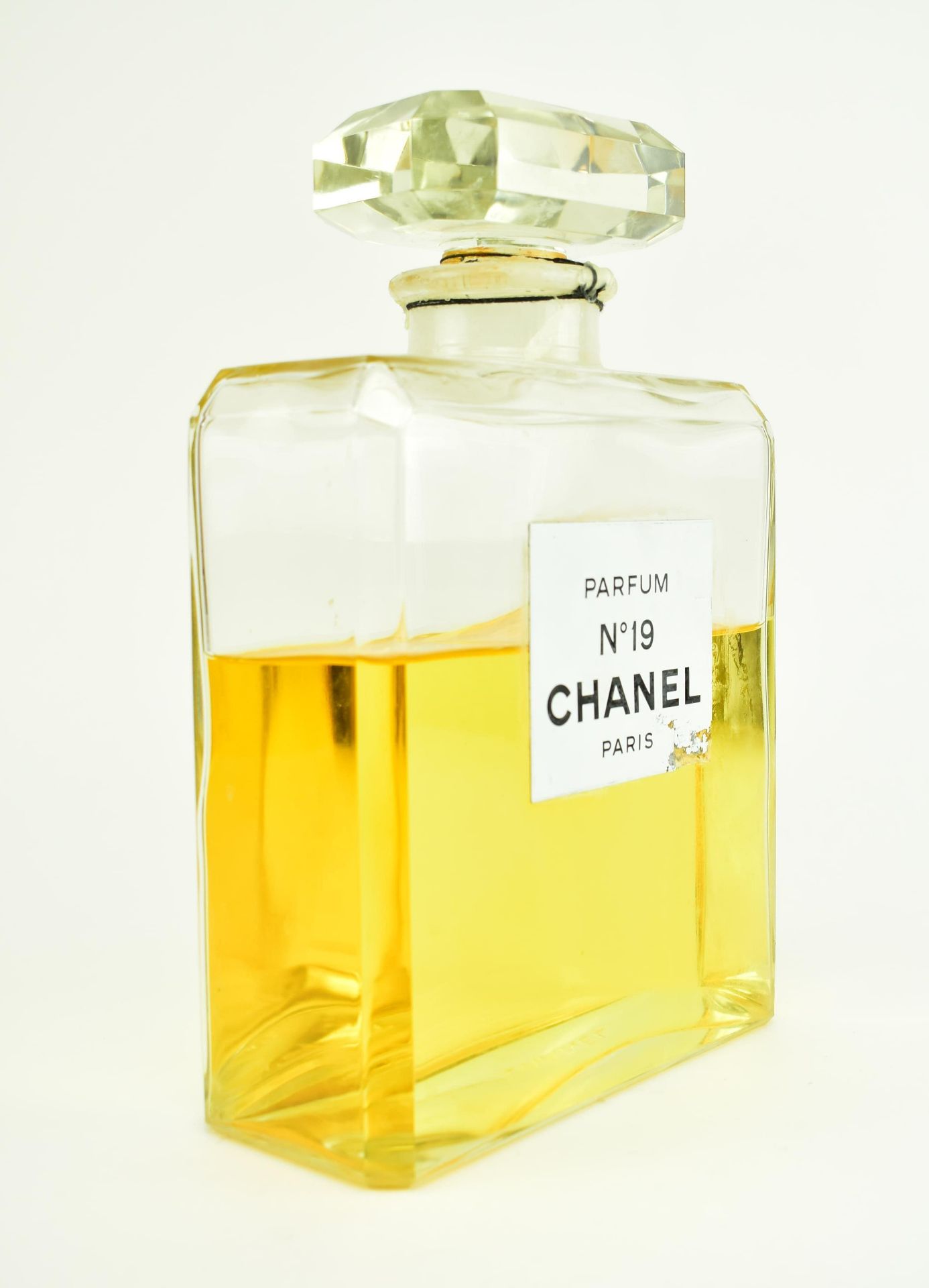 CHANEL NO 19 - VINTAGE FACTICE ADVERTISING PERFUME BOTTLE - Image 4 of 5